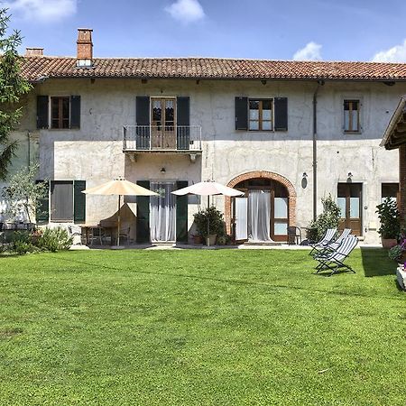 B&B Cascina Moncrava Ivrea Bagian luar foto