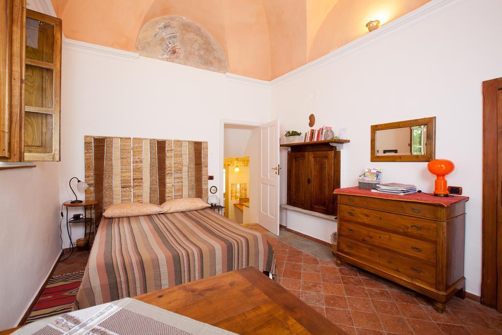 B&B Cascina Moncrava Ivrea Bagian luar foto