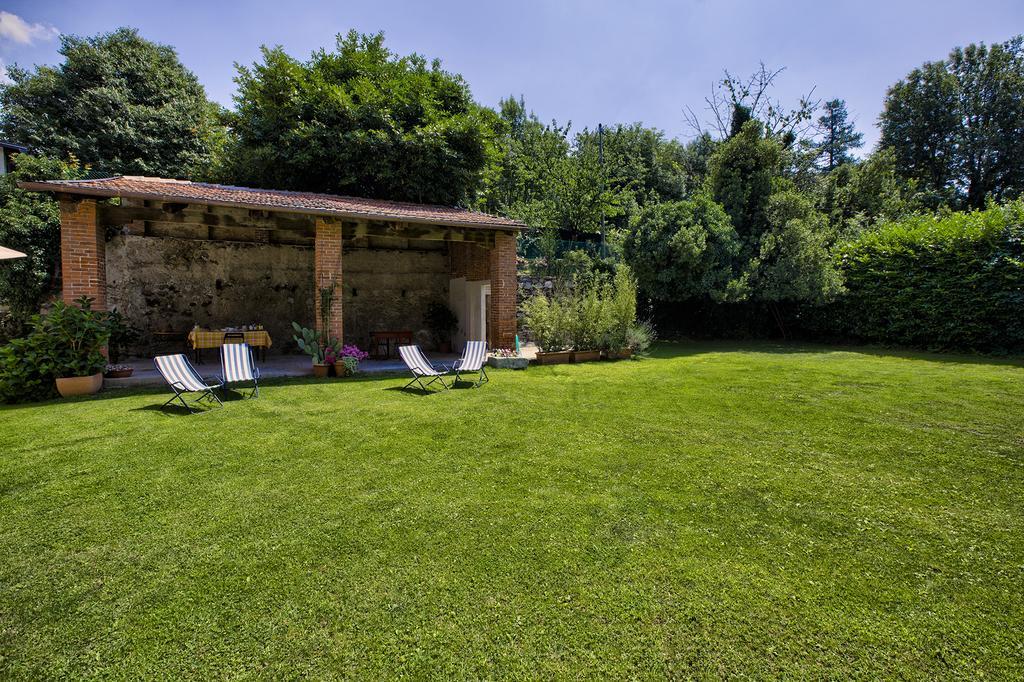 B&B Cascina Moncrava Ivrea Bagian luar foto